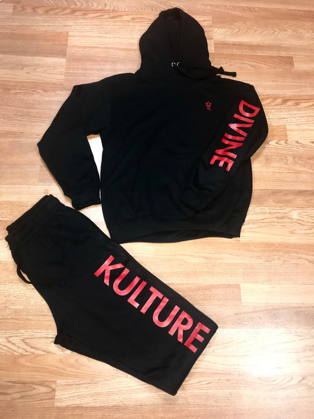 DIVINE Label Sweatsuit - Black & Red